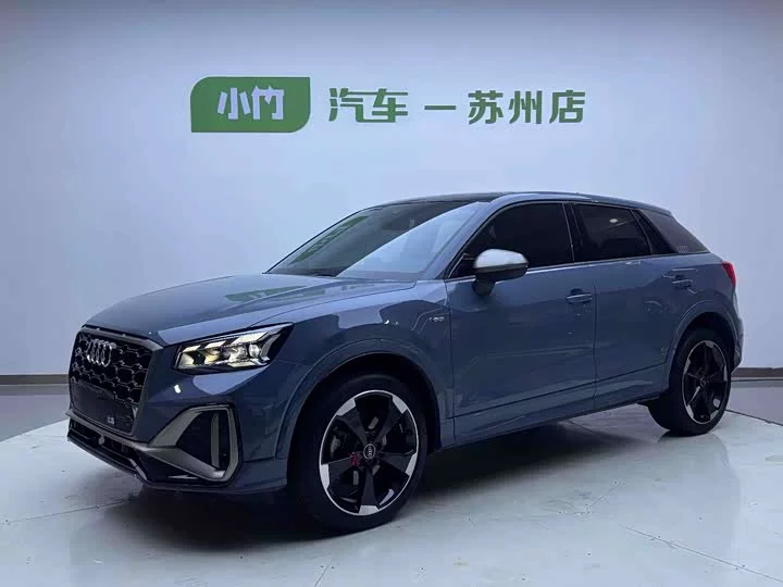 Audi Q2L