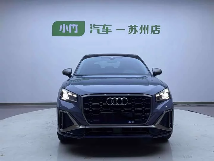 Audi Q2L