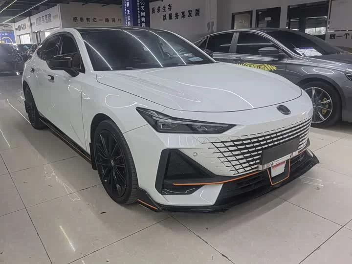 Changan UNI-V