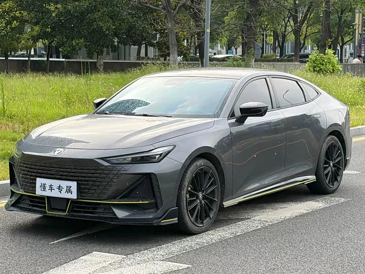 Changan UNI-V