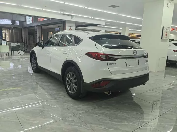 Mazda CX-4
