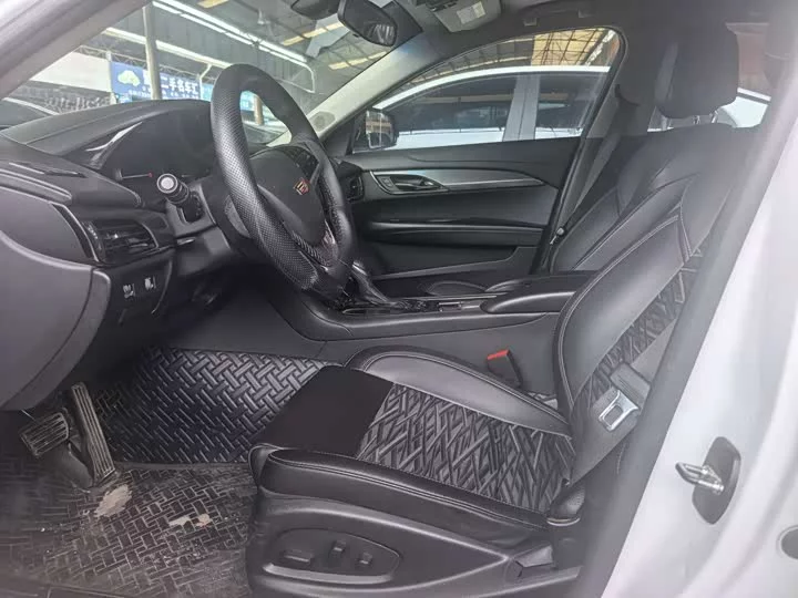 Cadillac ATS-L