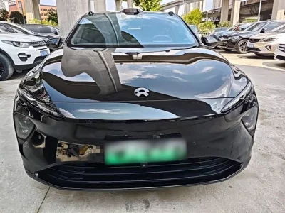 NIO ET7