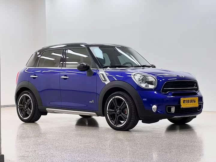 MINI COUNTRYMAN