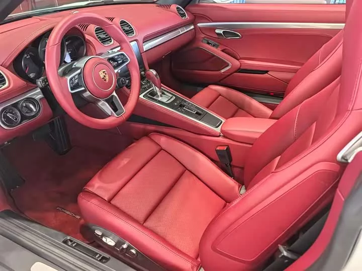 Porsche 718