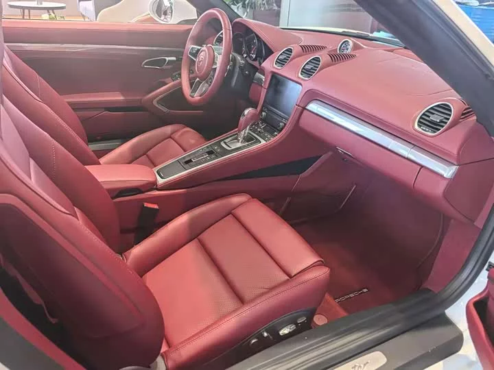 Porsche 718