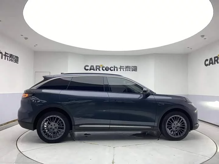 Leapmotor Zero running C11