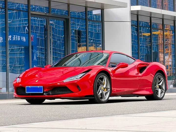 ferrari F8