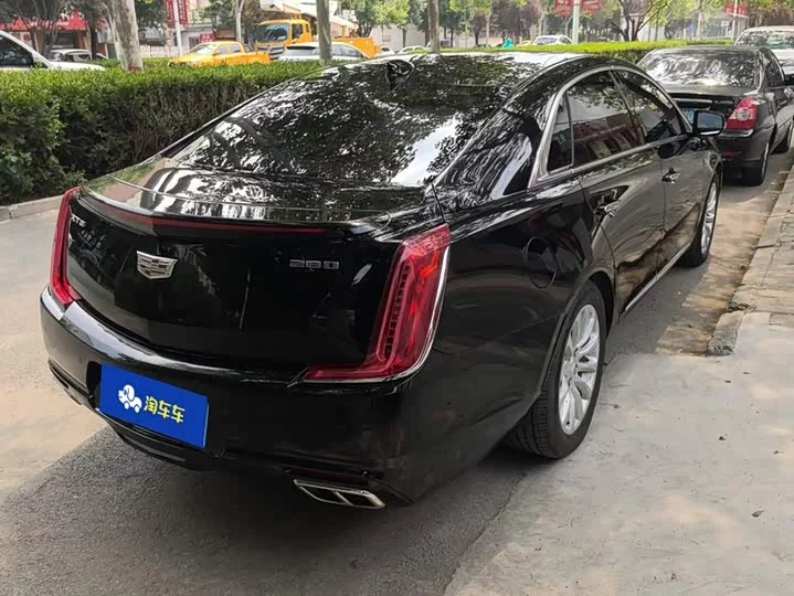 Cadillac XTS