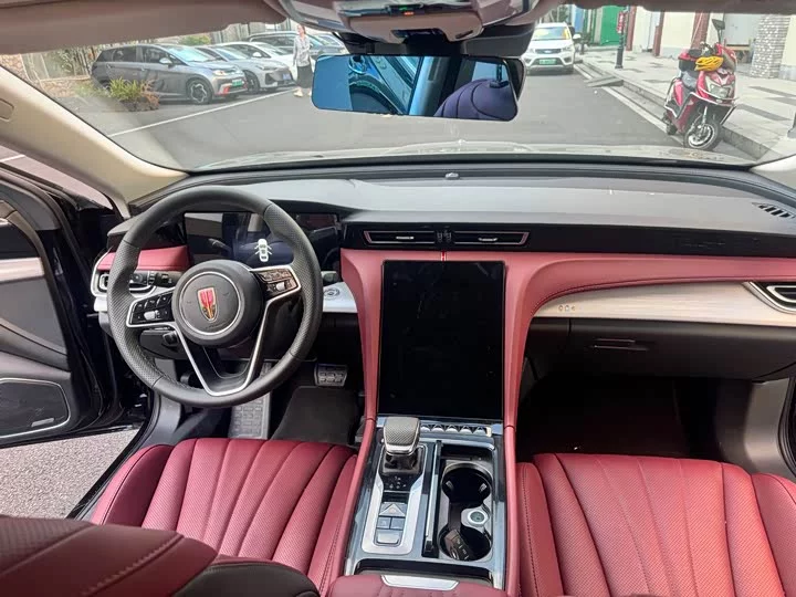Hongqi H5