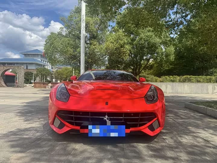 ferrari F12berlinetta