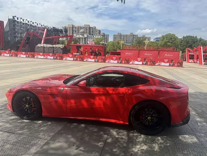 ferrari F12berlinetta