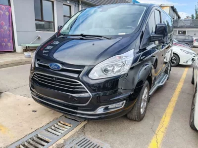 Ford Toureo