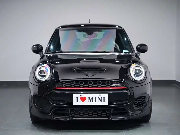 MINI JCW
