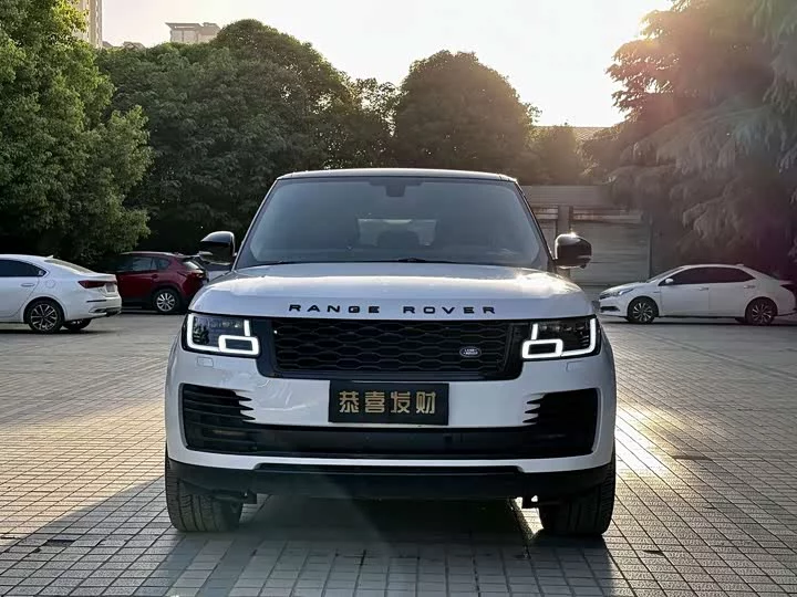 Land Rover range rover
