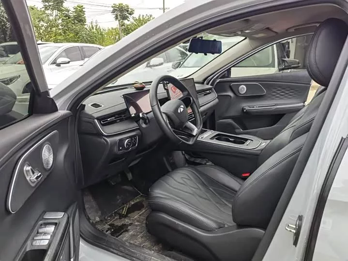 Chery Fengyun A8L