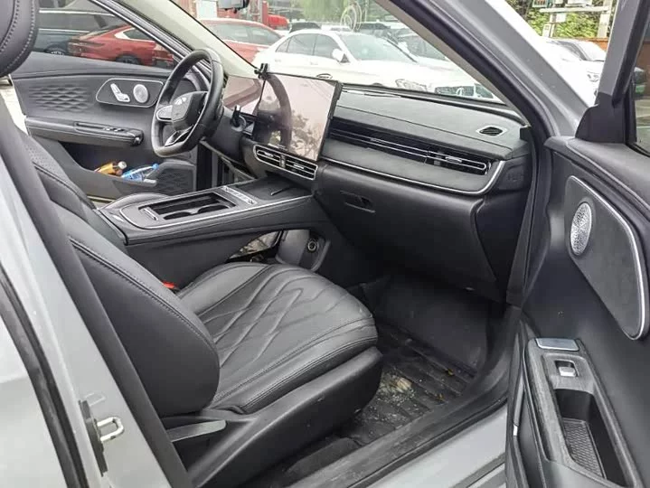 Chery Fengyun A8L