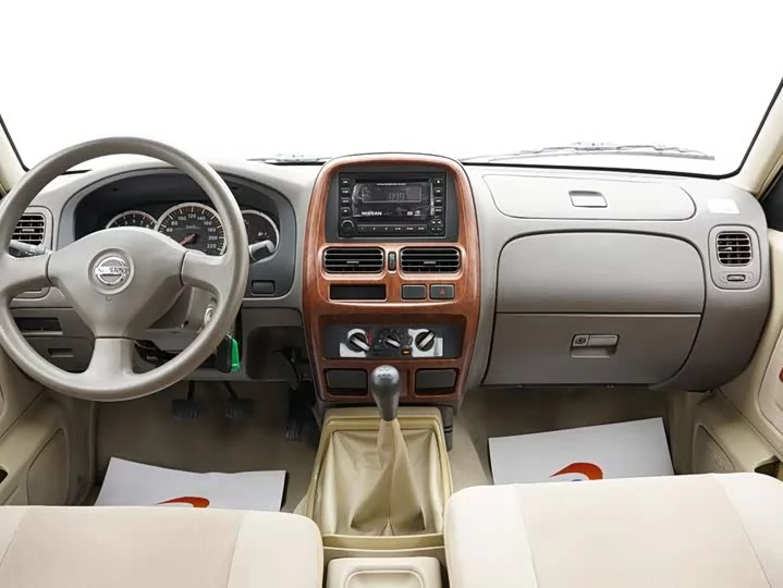 Nissan D22