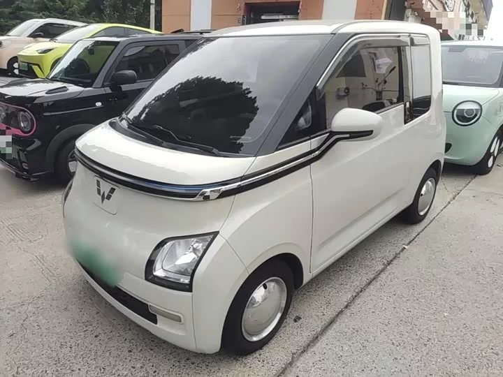 Wuling Air ev clear sky