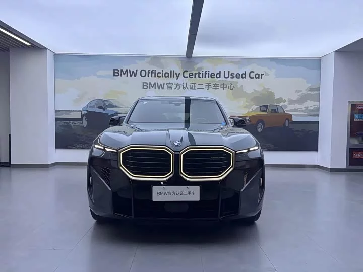 BMW XM
