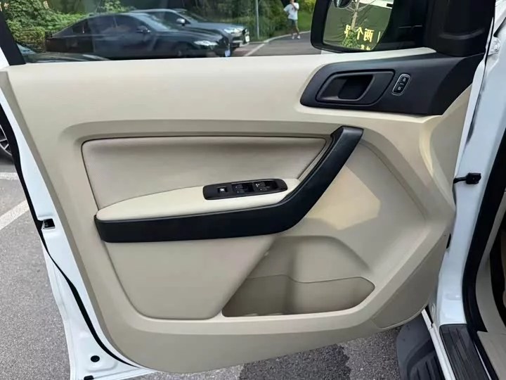 Ford Road shaker