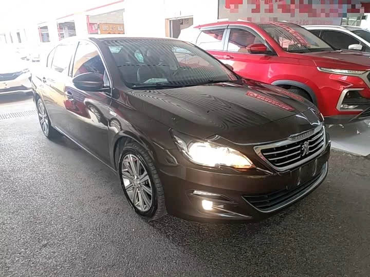 Peugeot 408