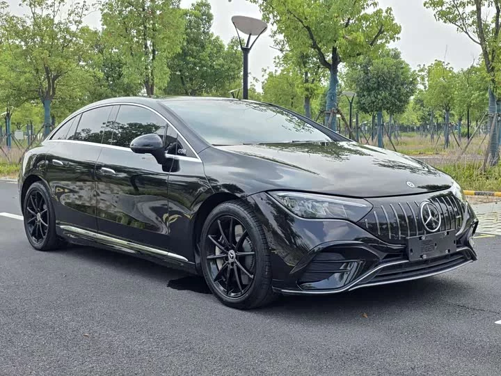 Mercedes-Benz EQE