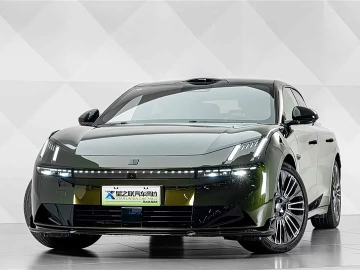 Lynk & Co 10