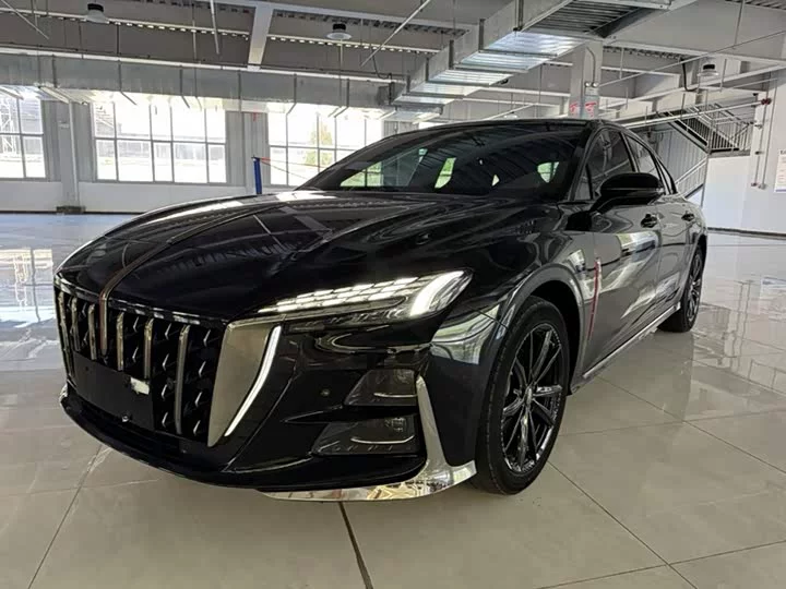 Hongqi H6