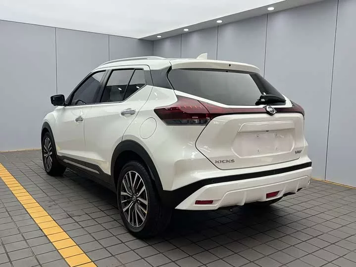 Nissan Jinke