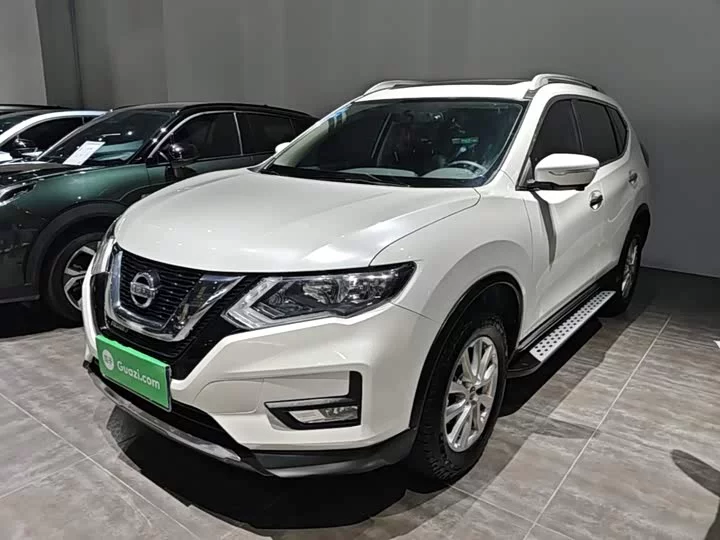 Nissan Qijun