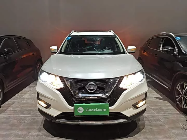Nissan Qijun