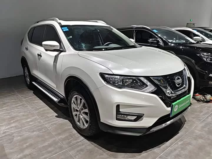Nissan Qijun