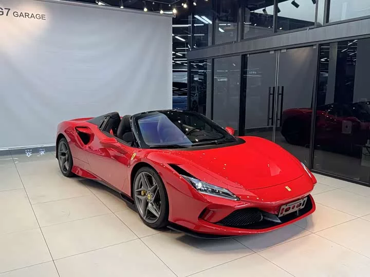 ferrari F8