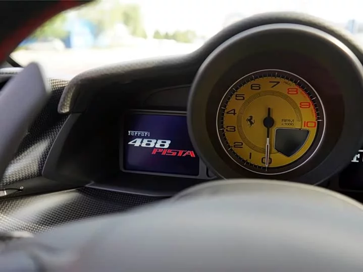 ferrari 488