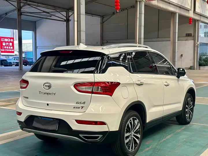 GAC Trumpchi GS4