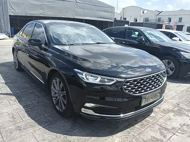 Ford Taurus