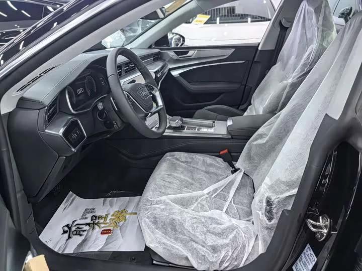 Audi A7L