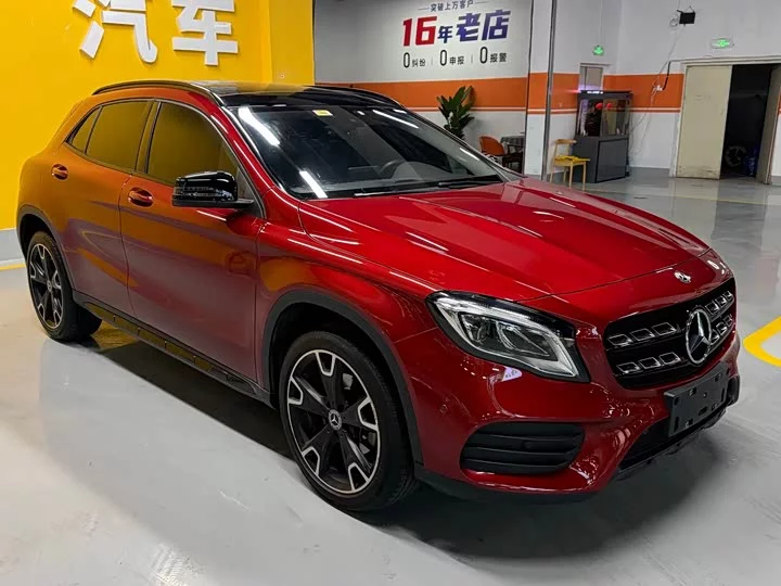 Mercedes-Benz GLA