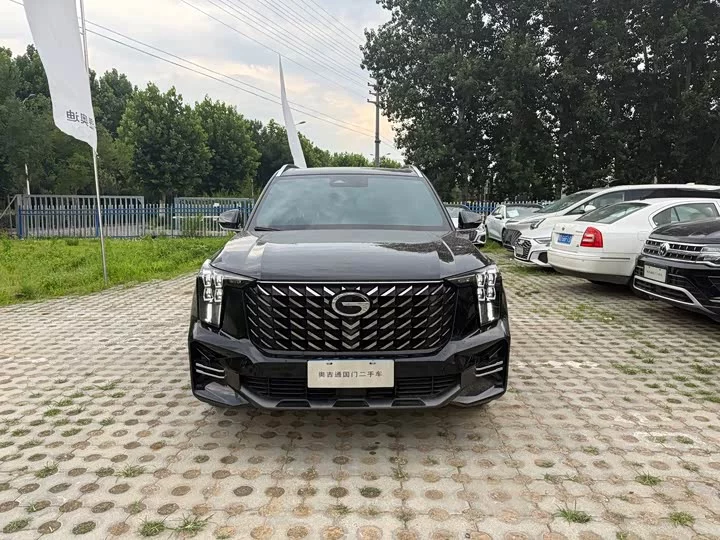 GAC Trumpchi GS8