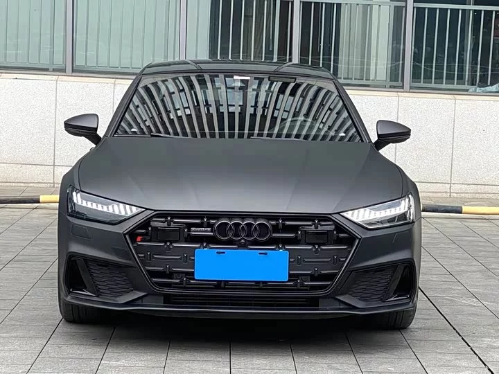 Audi A7L