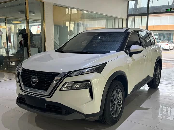 Nissan Qijun