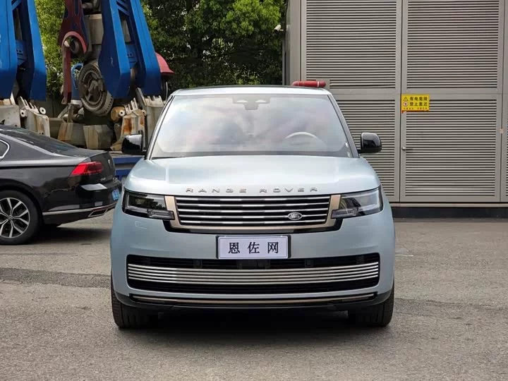 Land Rover range rover