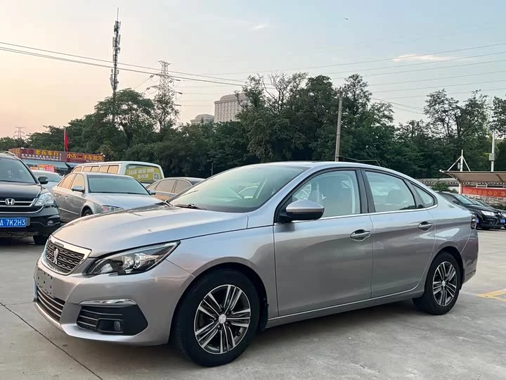Peugeot 308