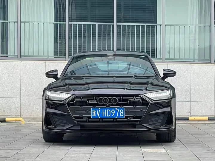 Audi A7L