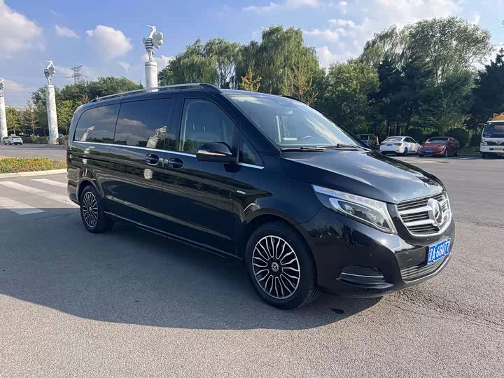 Mercedes-Benz Class V