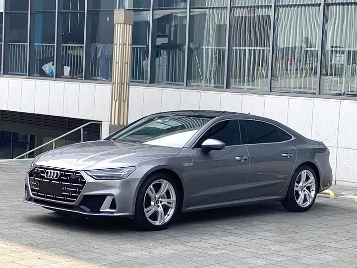 Audi A7L