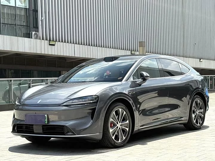 Luxeed R7