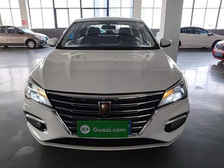 Roewe i5