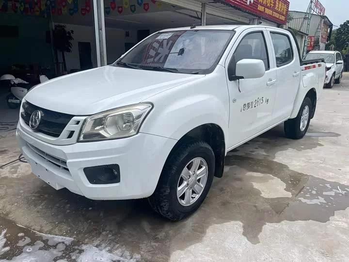 Isuzu RE-MAX